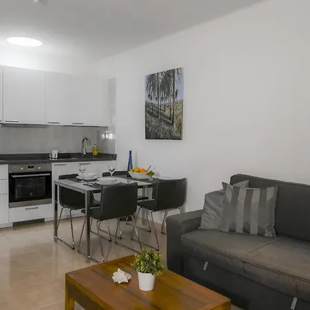 Casa Bastian 24 *